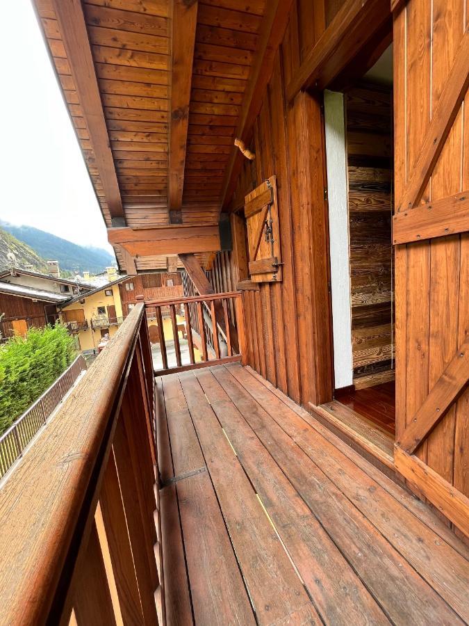 Chalet Mont Blanc De Курмайор Экстерьер фото